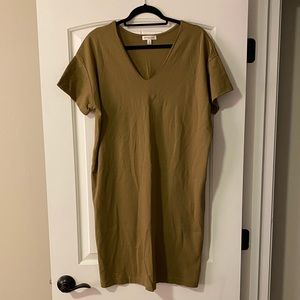 Prologue T-Shirt Dress | Olive Green | Medium